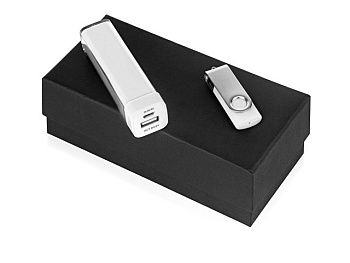 Подарочный набор Flashbank с флешкой и зарядным устройством