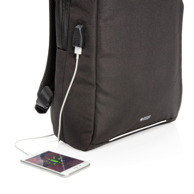 Рюкзак Swiss Peak с RFID-защитой и USB-A из rPET AWARE™, 15