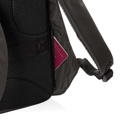 Антикражный рюкзак для ноутбука Swiss Peak из rPET AWARE™, 15