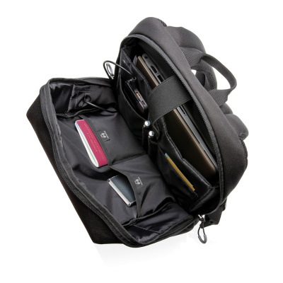 Рюкзак Swiss Peak с RFID-защитой и USB-A из rPET AWARE™, 15