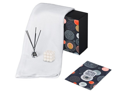 Подарочный набор с пледом, свечой и диффузором