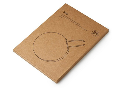 Деревянная круглая доска из акации с металлической ручкой "Кира"